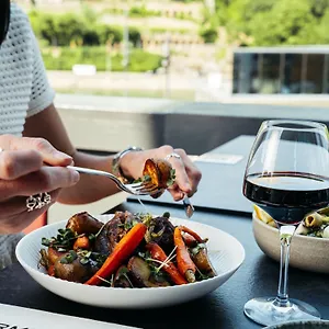 4* Ξενοδοχείο Novotel Centre-confluence Bord De Saone
