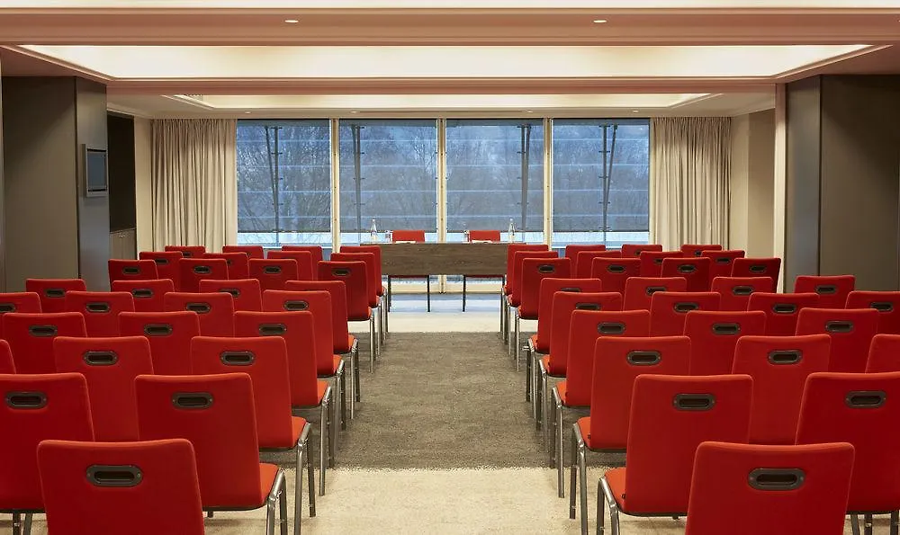 Lyon Marriott Hotel Cite Internationale 4*,